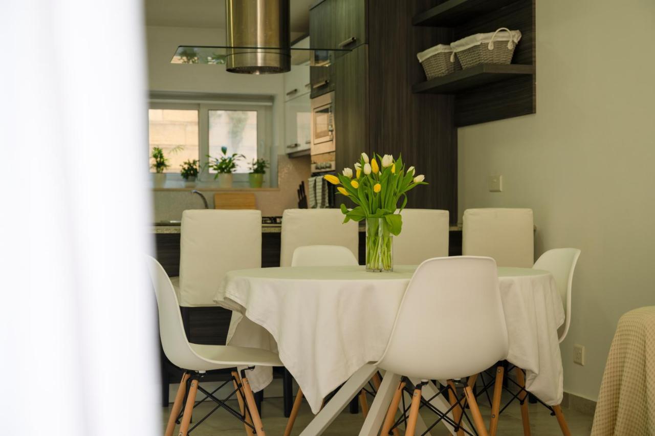 Luzzu - Family Friendly Maisonette クレンディ エクステリア 写真